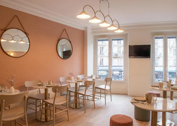 Avama PronyHotel Pas Cher Paris